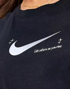 Черная футболка свободного кроя с принтом на спине Nike Plus
