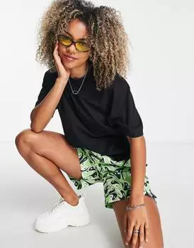 Черная футболка унисекс COLLUSION