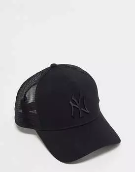 Черная кепка дальнобойщика New Era 9forty MLB NY Yankees