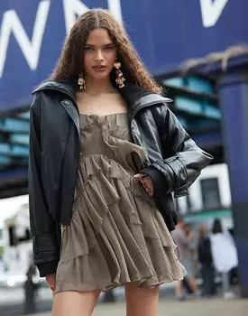 Черная кожаная куртка оверсайз с воротником-воронкой ASOS DESIGN