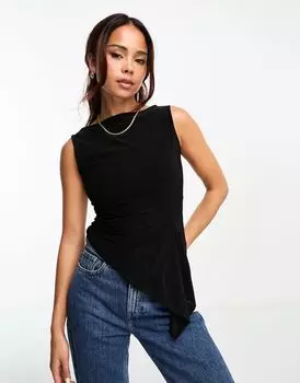 Черная майка с разрезным вырезом и годе с рюшами ASOS DESIGN