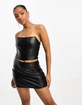 Черная мини-юбка из искусственной кожи Pull&Bear — часть комплекта