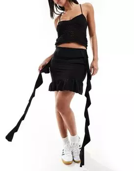 Черная мини-юбка с рюшами Pieces Festival