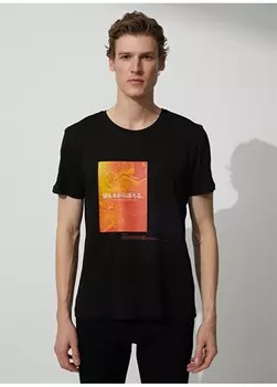 Черная мужская футболка с круглым вырезом с принтом People By Fabrika