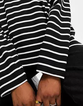 Черная объемная футболка с длинными рукавами и полосками Pull&Bear