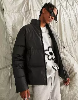 Черная прорезиненная пуховая куртка ASOS DESIGN