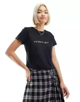 Черная укороченная футболка с графическим принтом ASOS