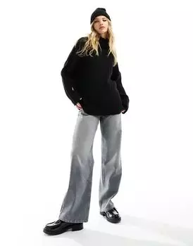 Черная водолазка с разрезами по бокам Pimkie