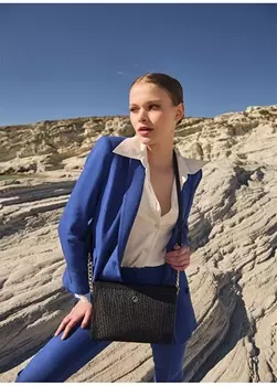 Черная женская сумка через плечо Nautica