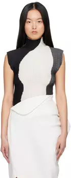 Черно-белая водолазка со складками Issey Miyake