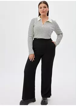 Черно-белая женская блузка с воротником-поло в полоску Luokk