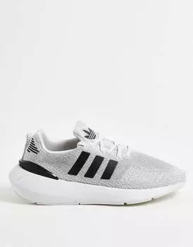 Черно-белые кроссовки adidas Originals Swift Run X
