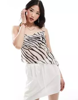 Черно-белый топ с воротником-хомутом и зебровым принтом Bershka