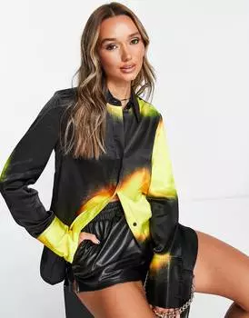 Черно-желтая рубашка премиум-класса с атласным принтом и глубокими манжетами Topshop