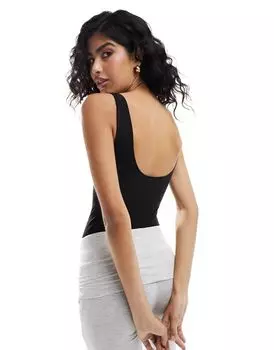 Черное бесшовное боди Vero Moda с овальным вырезом