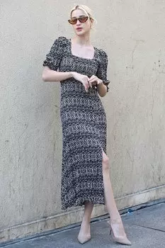 Черное длинное платье с квадратным воротником и узором MG1802 MADMEXT