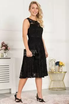 Черное кружевное платье с приталенным верхом и расклешенным низом Jolie Moi, черный