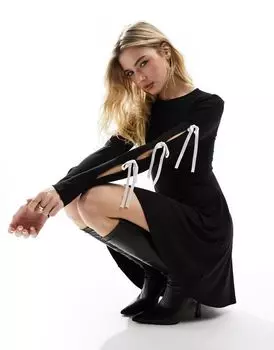 Черное мини-платье Miss Selfridge с бантами