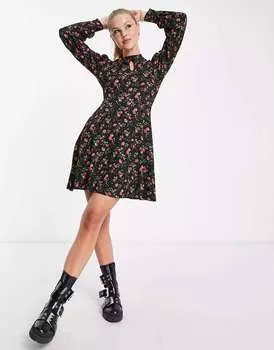 Черное мини-платье с длинными рукавами и вырезом-капляром New Look