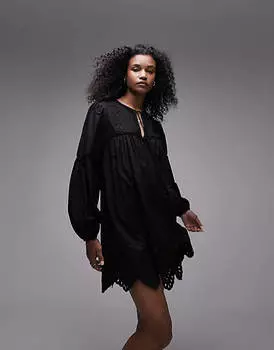 Черное объемное платье мини с вышивкой Topshop