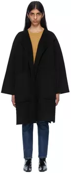 Черное пальто-накидка Totme