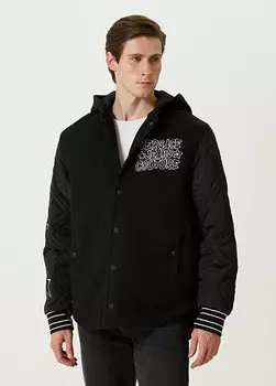 Черное пальто с капюшоном и логотипом Versace Jeans Couture