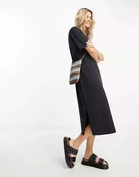 Черное платье-футболка оверсайз Vero Moda