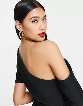 Черное платье-карандаш со складками на плечах ASOS DESIGN