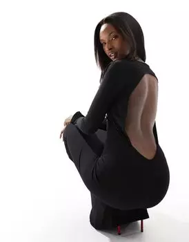 Черное платье макси с открытой спиной и расклешенными рукавами ASOS Design