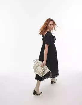 Черное платье миди с квадратным вырезом и сердечками Topshop