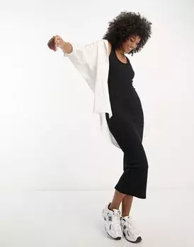 Черное платье миди в рубчик с овальным вырезом ASOS DESIGN