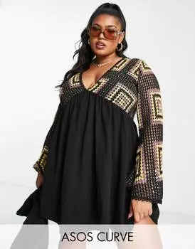Черное платье мини крючком с расклешенными рукавами ASOS DESIGN Curve