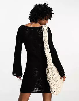Черное платье мини с расклешенными длинными рукавами крючком ASOS DESIGN