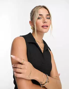 Черное платье мини в рубчик с воротником-манго