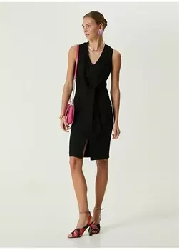 Черное стандартное женское платье с V-образным вырезом Network