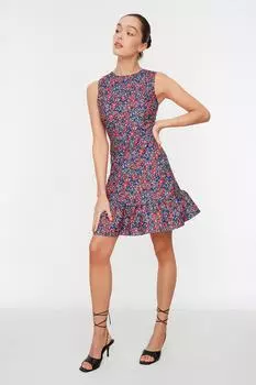 Черное тканое платье с цветочным узором Trendyol, разноцветный