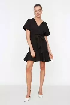 Черное тканое платье с воланами и поясом Trendyol, черный