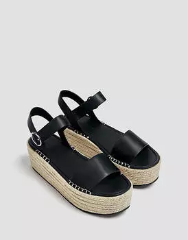 Черные эспадрильи на плоской платформе Pull&Bear