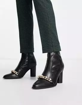 Черные ботинки челси из искусственной кожи на каблуке ASOS с цепочкой из бисера