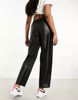 Черные брюки из искусственной кожи ASOS