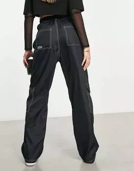 Черные брюки-карго с парашютной отделкой ASOS Weekend Collective