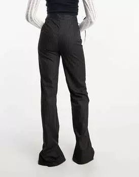 Черные брюки с широкими штанинами в тонкую полоску и разрезом спереди Heartbreak