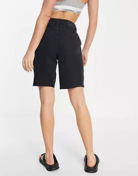 Черные длинные джинсовые шорты с необработанным краем Vero Moda