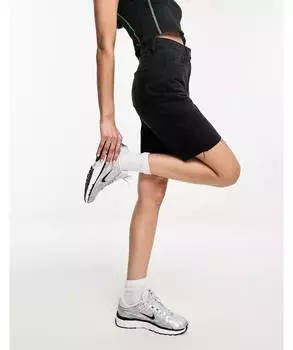 Черные джинсовые шорты COLLUSION