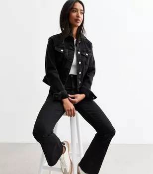 Черные джинсы Quinn Bootcut для миниатюрного роста с завышенной талией New Look, черный