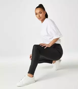 Черные джинсы скинни Urban Bliss с покрытием под кожу Urban Bliss, черный