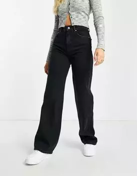 Черные джинсы в стиле 90-х Stradivarius