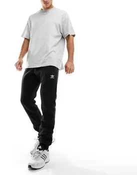 Черные джоггеры adidas Essentials