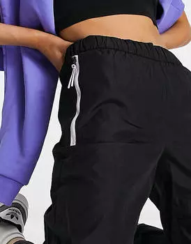 Черные джоггеры adidas Sportwears Future Icons