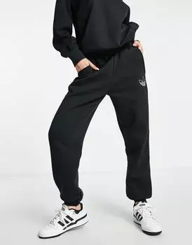 Черные джоггеры с контрастными манжетами adidas Originals Mountain Explorer